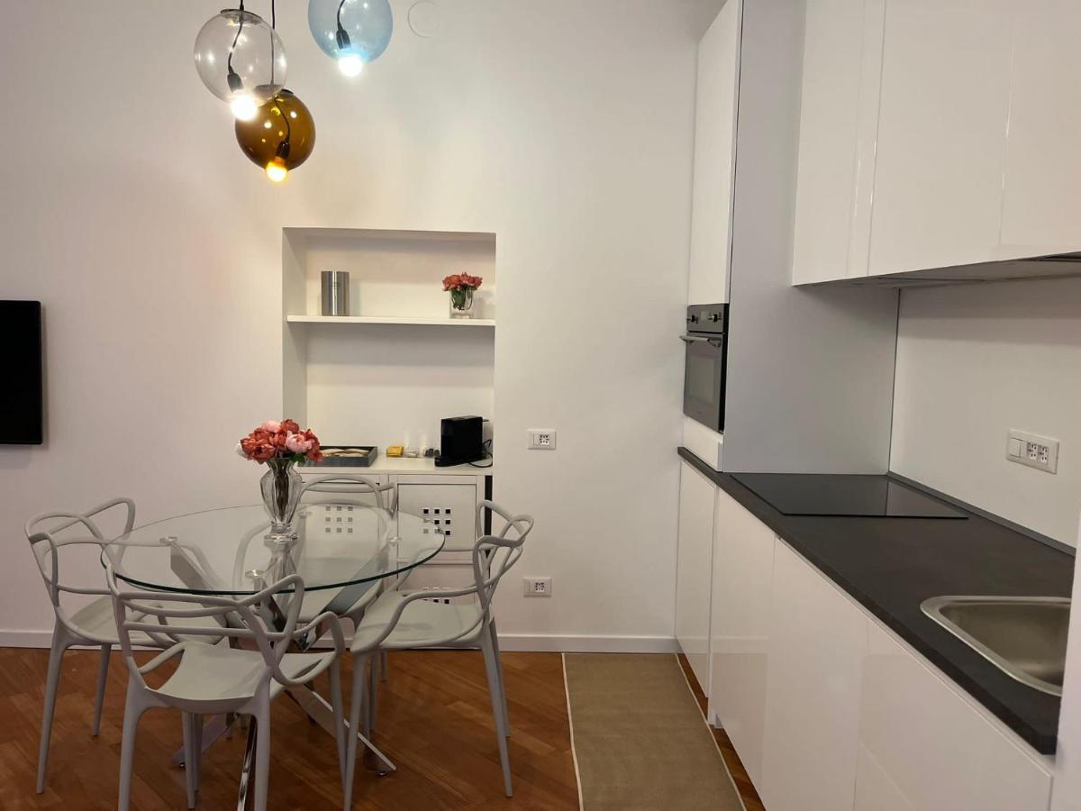 Casa Vercelli Delizioso Bilocale Moderno Nella Vecchia Milano Exterior foto