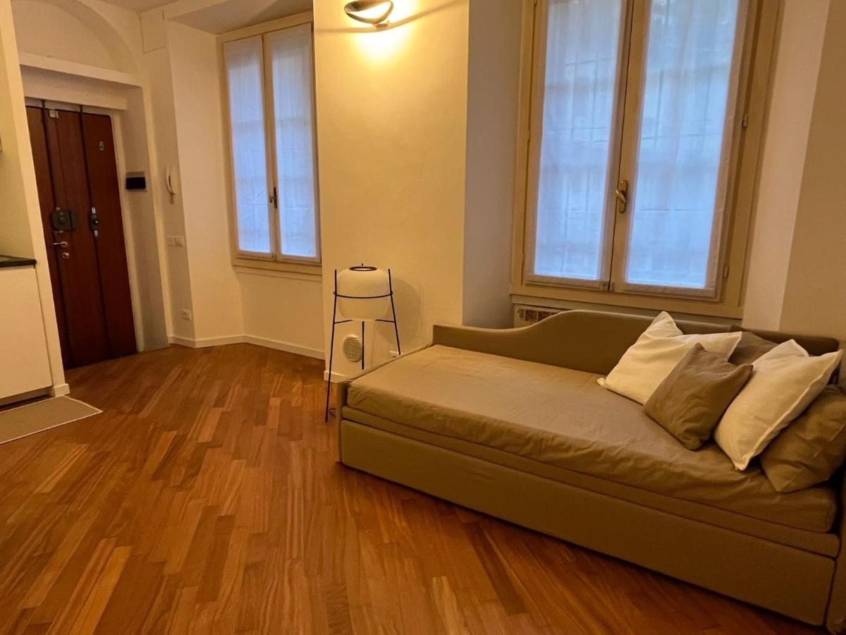 Casa Vercelli Delizioso Bilocale Moderno Nella Vecchia Milano Exterior foto