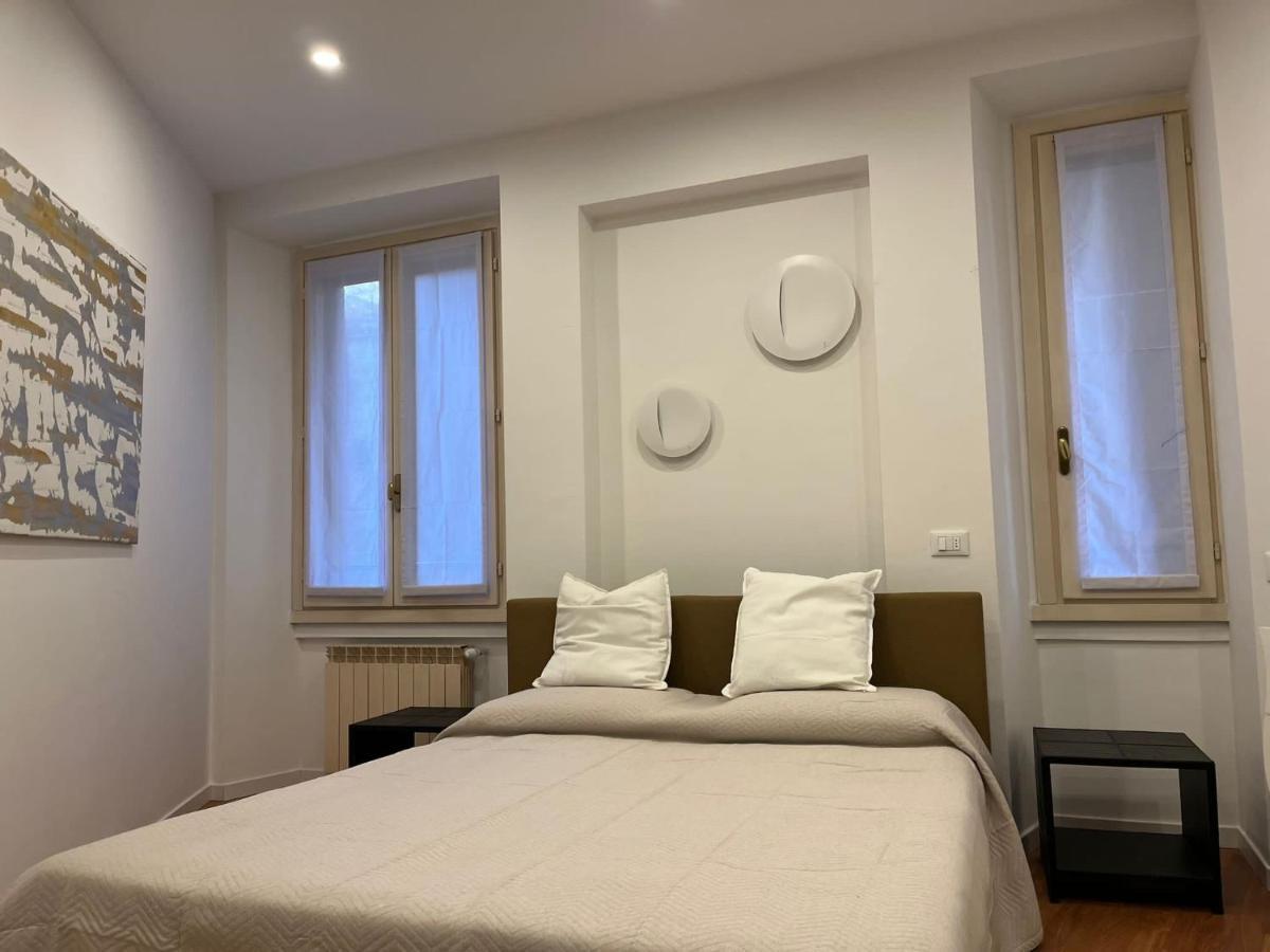 Casa Vercelli Delizioso Bilocale Moderno Nella Vecchia Milano Exterior foto