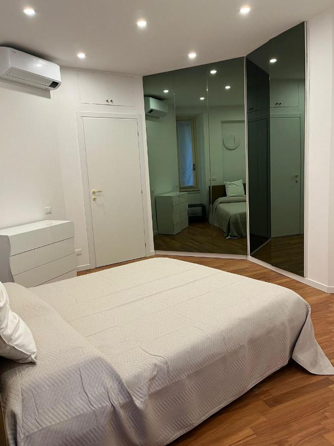 Casa Vercelli Delizioso Bilocale Moderno Nella Vecchia Milano Exterior foto